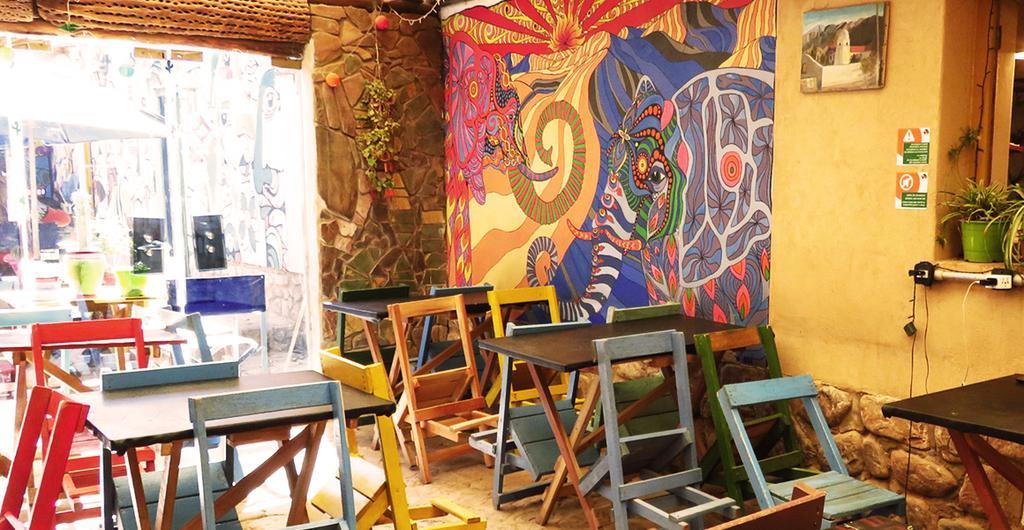 Giramundo Hostel Humahuaca Buitenkant foto